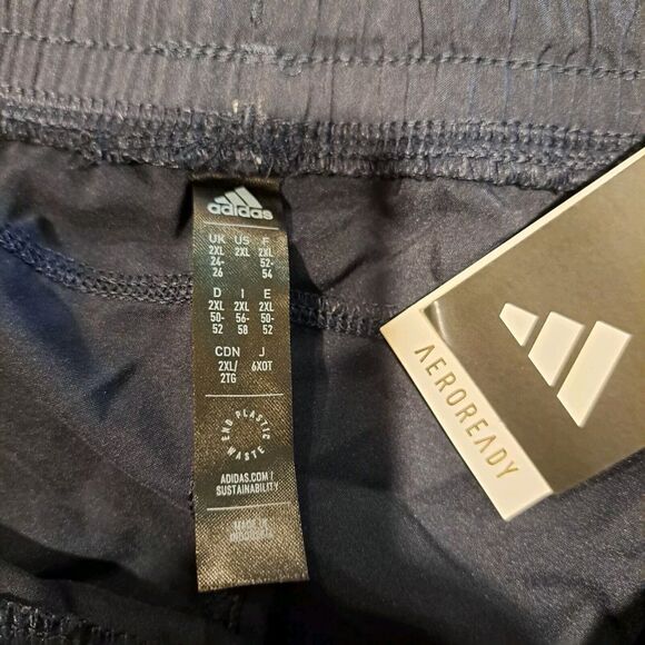 Adidas 3-Stripes Pacer Woven Shorts Navy Blue AeroReady NWT Womens Size 2XL New - Picture 8 of 13